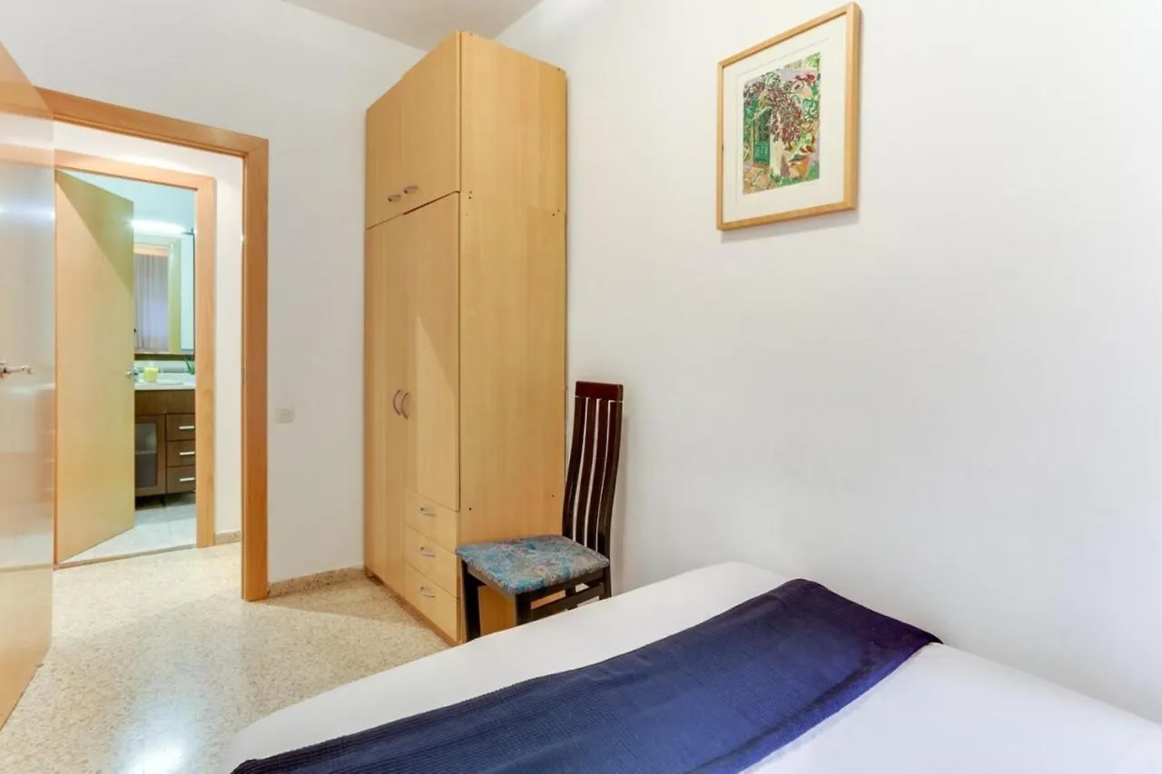Bright And Spacious 3 Bedroom Close To The Beach برشلونة شقة